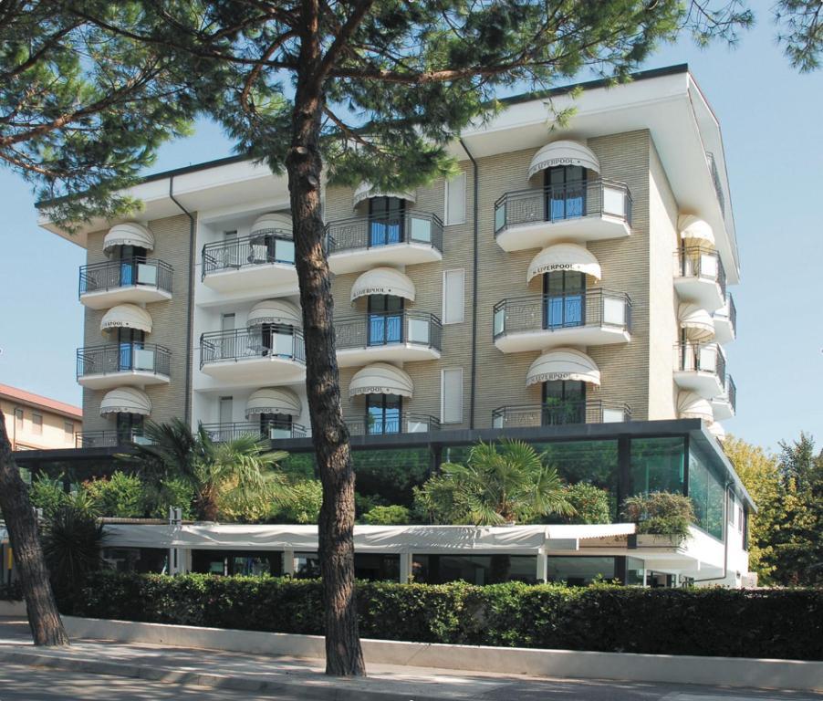 Hotel Liverpool Cervia Extérieur photo